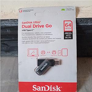 Sanddisk dual